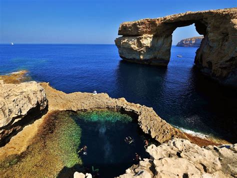 gozo blue hole diving